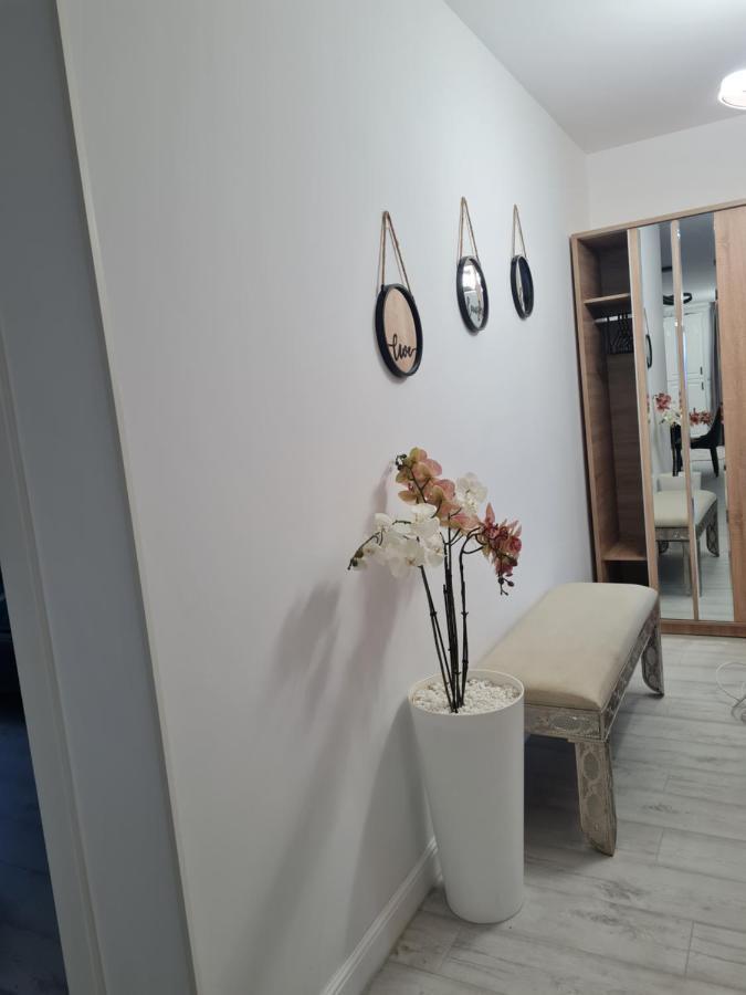 Toronto Deluxe Residence Тимишоара Екстериор снимка